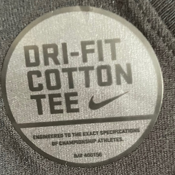 Nike Dri Fit Cotton Standard Fit Tee - Picture 4 of 4